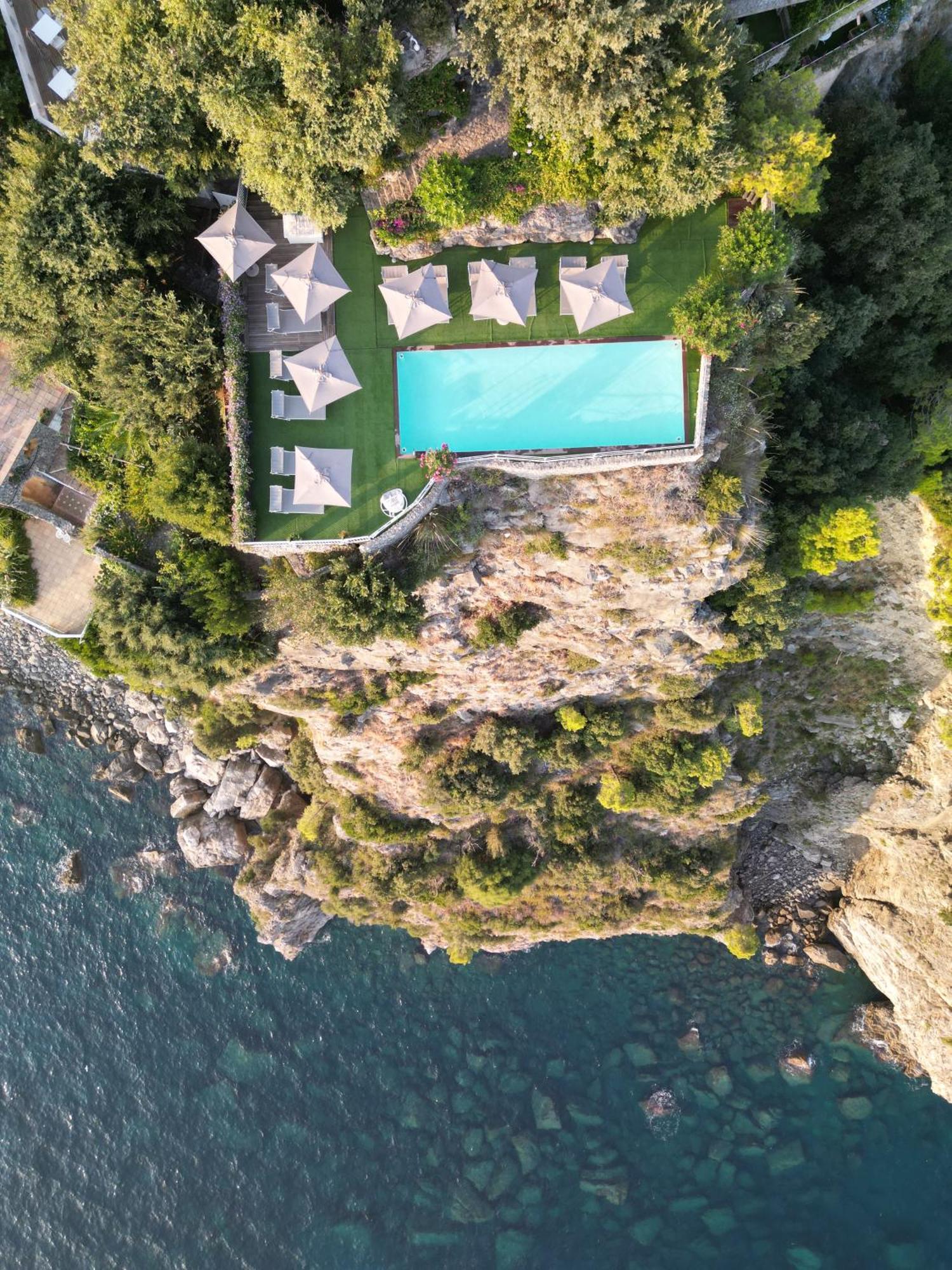 Hotel Piccolo Sant'Andrea Praiano Kültér fotó