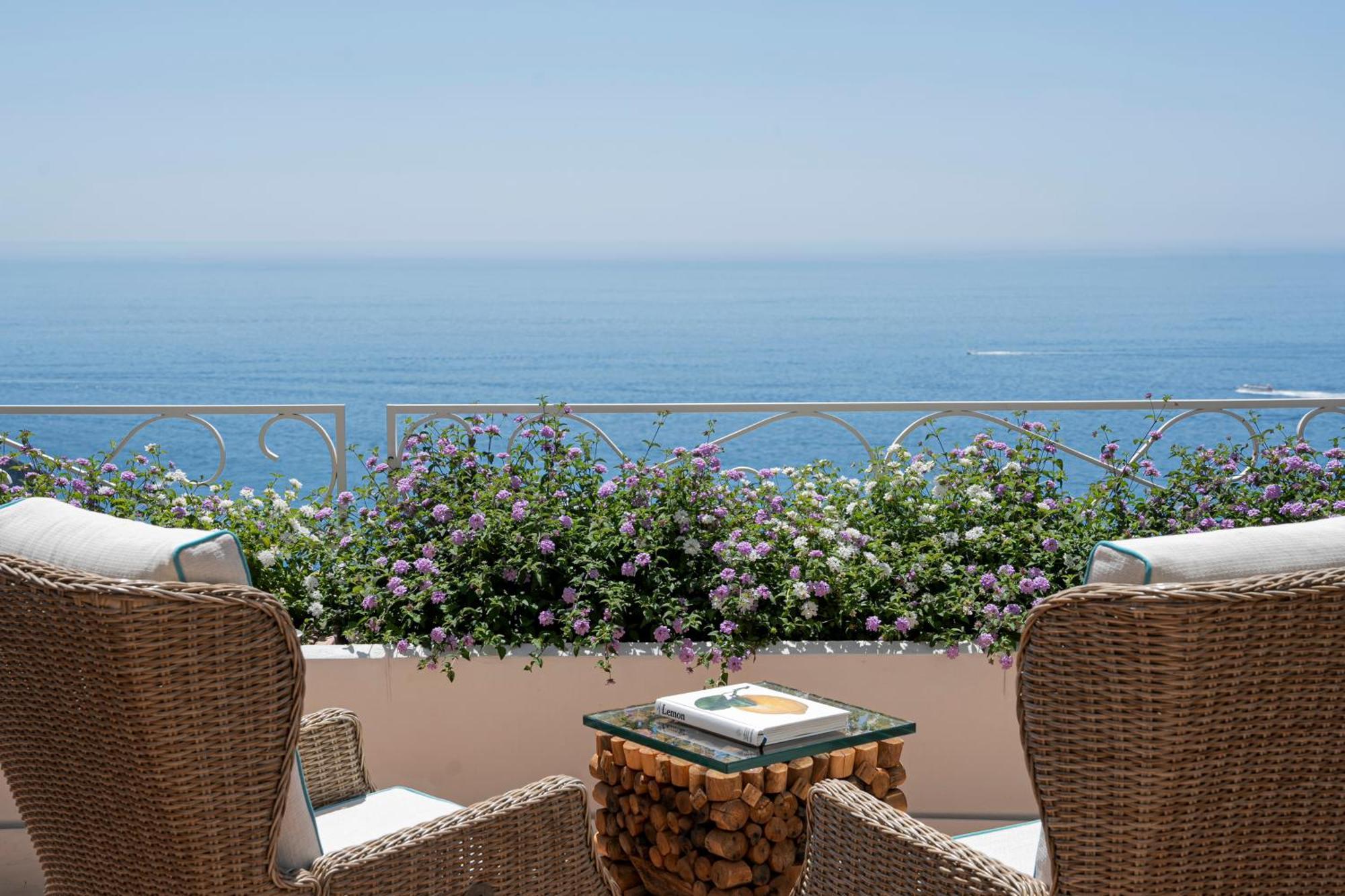 Hotel Piccolo Sant'Andrea Praiano Kültér fotó